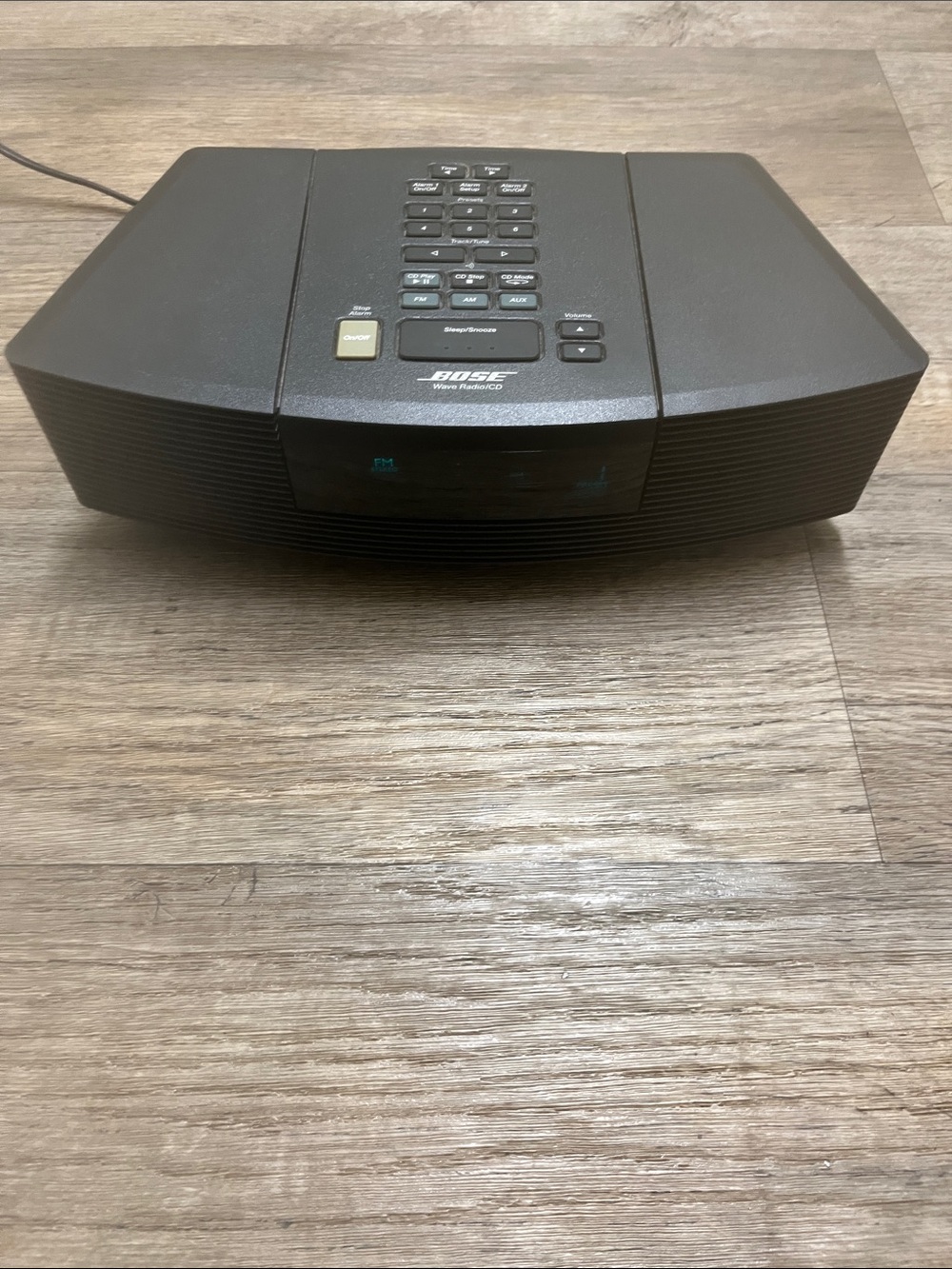 Vintage Bose Wave Radio/CD Player in Black with Remote  Model # AWRC-10